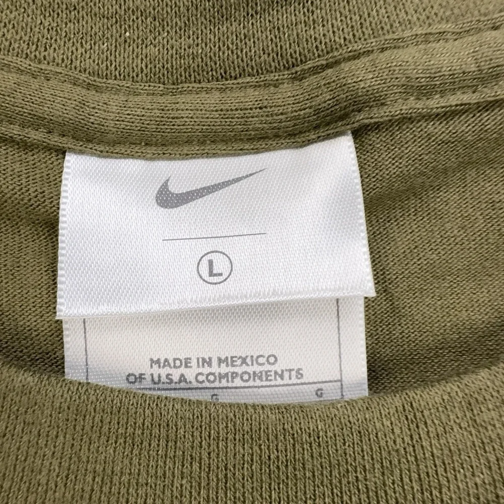 Vintage Nike Shirt Mens Large Green Small Swoosh Logo Cotton Crewneck Tee Casual